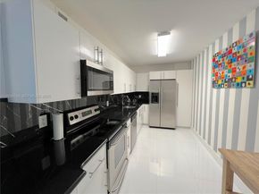 401 69th St 304, Miami Beach FL 33141