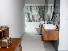 3541 SW 105th Ct, Miami FL 33165