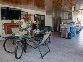 3541 SW 105th Ct, Miami FL 33165