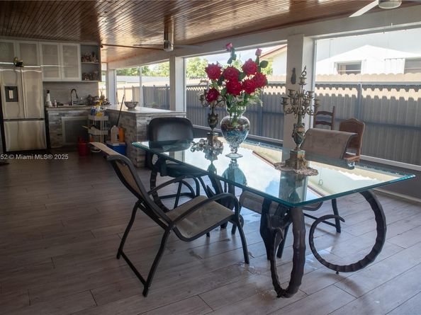 3541 SW 105th Ct, Miami FL 33165