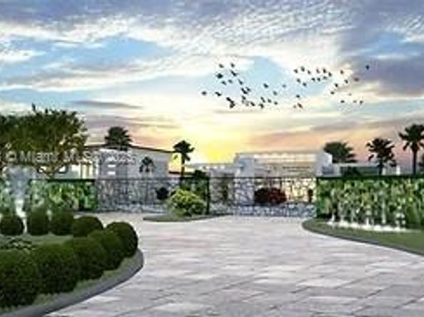 4500 NW 8th Pl, Plantation FL 33317