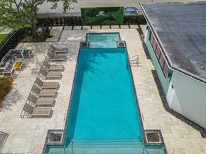 4500 NW 8th Pl, Plantation FL 33317