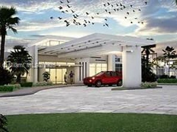 4500 NW 8th Pl, Plantation FL 33317