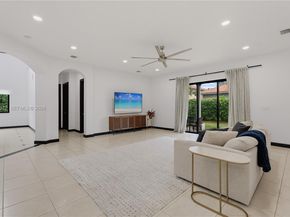 Undisclosed Address #A12037372, Cutler Bay FL 33157