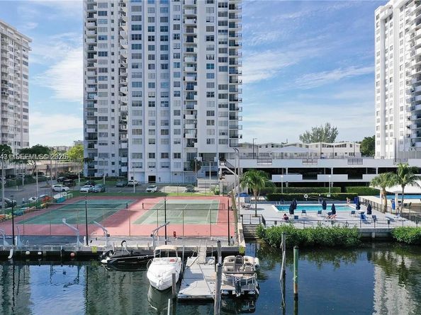 2780 NE 183rd St 1805, Aventura FL 33160