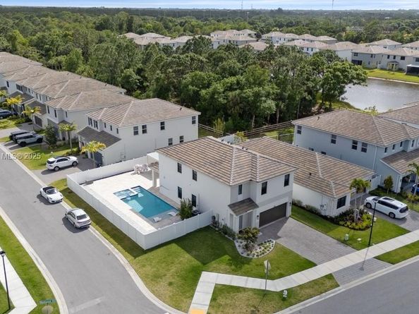 7126 Rockwood Rd, Jupiter FL 33458