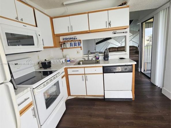 1002 Adams Ave 1002E, Homestead FL 33034