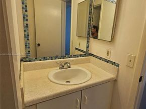 1002 Adams Ave 1002E, Homestead FL 33034