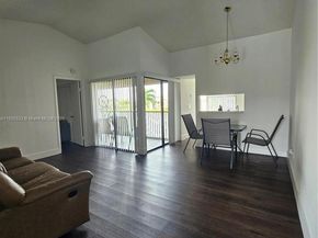1002 Adams Ave 1002E, Homestead FL 33034