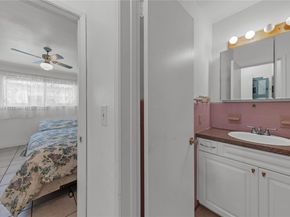 2300 Jackson St 10, Hollywood FL 33020