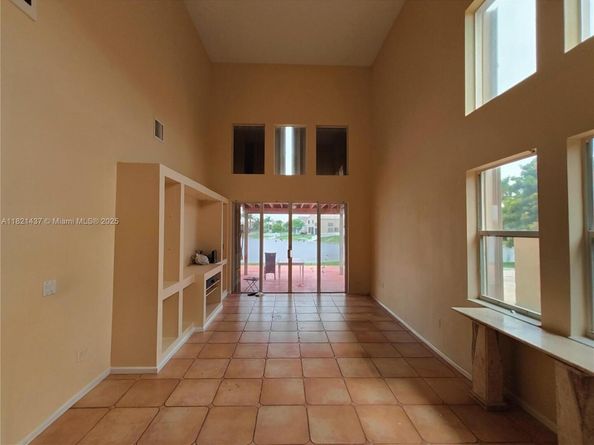 15651 NW 14th Ct, Pembroke Pines FL 33028