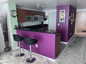244 Biscayne Blvd 3004, Miami FL 33132