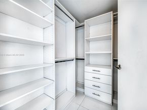 200 Biscayne Boulevard Way 4411, Miami FL 33131