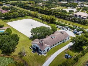15722 Sunnyland Ln, Wellington FL 33414