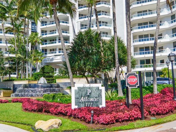 21050 Point Pl 702, Aventura FL 33180