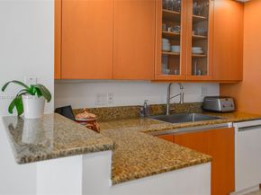 21050 Point Pl 702, Aventura FL 33180