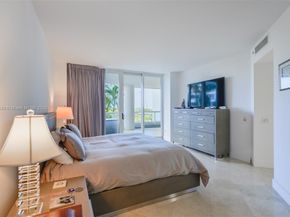 21050 Point Pl 702, Aventura FL 33180