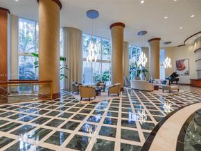 21050 Point Pl 702, Aventura FL 33180