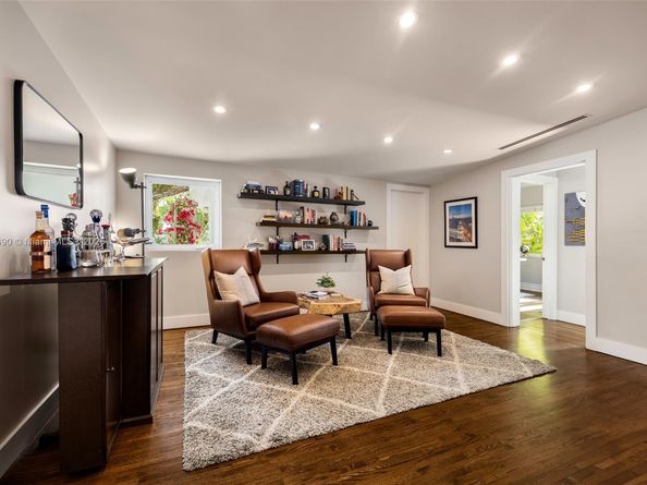 3220 Calusa St, Coconut Grove FL 33133