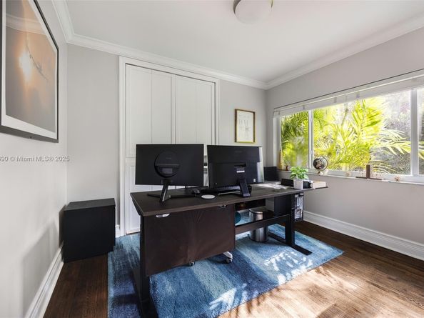 3220 Calusa St, Coconut Grove FL 33133