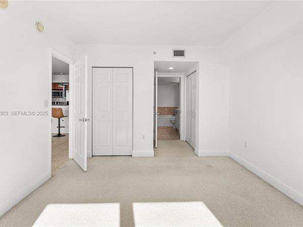 3232 SW 22nd st 905, Miami FL 33145