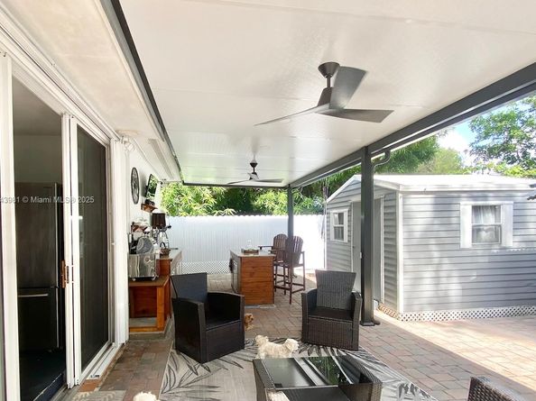 739 NW 112th St, Miami FL 33168