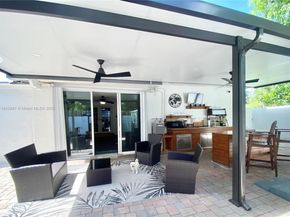 739 NW 112th St, Miami FL 33168