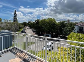9365 Fontainebleau Blvd E209, Miami FL 33172
