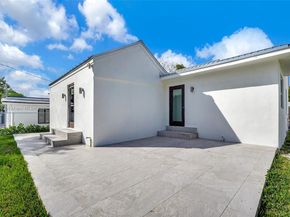 84 NW 48th St, Miami FL 33127