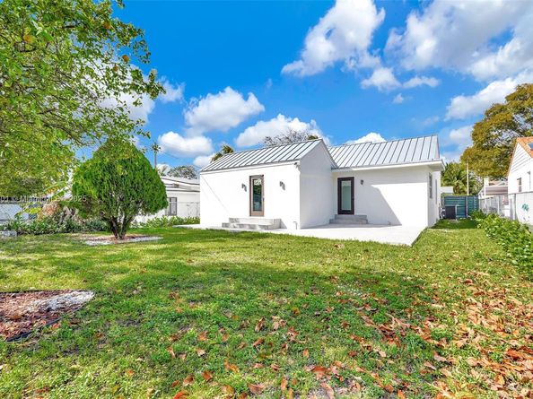 84 NW 48th St, Miami FL 33127