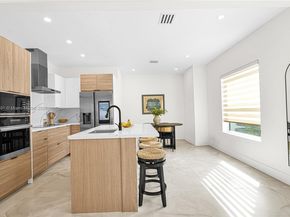 84 NW 48th St, Miami FL 33127