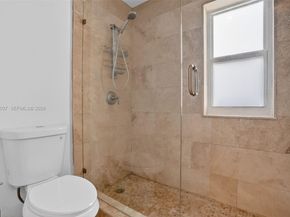 5570 SW 70th Pl S, Miami FL 33155