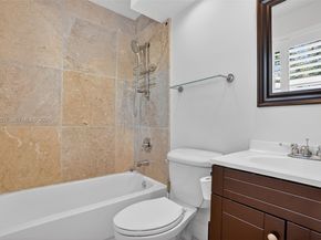 5570 SW 70th Pl S, Miami FL 33155