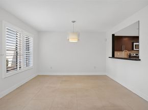 5570 SW 70th Pl S, Miami FL 33155