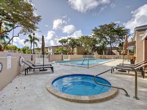 5570 SW 70th Pl S, Miami FL 33155