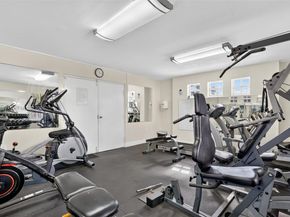 5570 SW 70th Pl S, Miami FL 33155