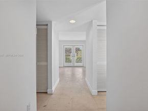 5570 SW 70th Pl S, Miami FL 33155