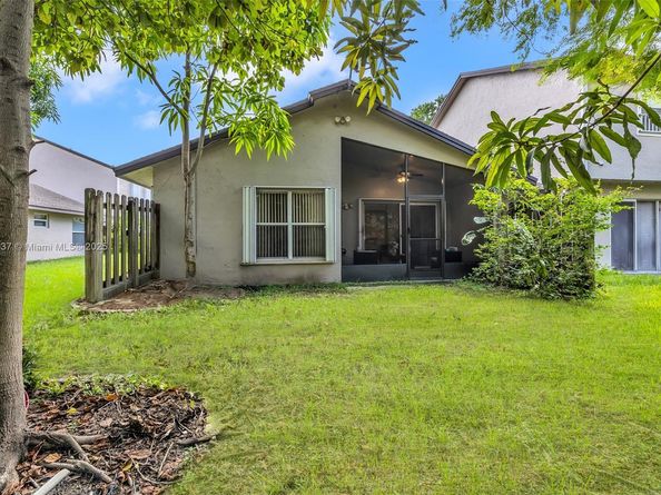 3891 NW 122nd Ter, Sunrise FL 33323