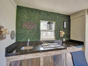 1501 NW 99th Ave, Plantation FL 33322