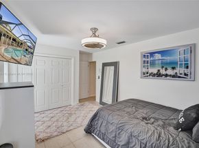 1501 NW 99th Ave, Plantation FL 33322