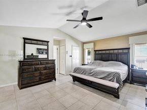 1501 NW 99th Ave, Plantation FL 33322