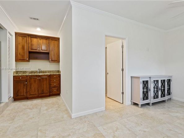 1501 NW 99th Ave, Plantation FL 33322