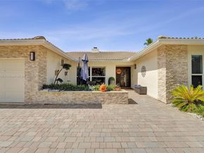 1501 NW 99th Ave, Plantation FL 33322