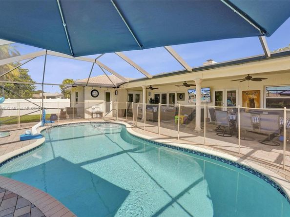 1501 NW 99th Ave, Plantation FL 33322