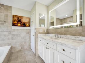 1501 NW 99th Ave, Plantation FL 33322