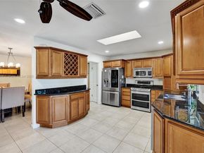 1501 NW 99th Ave, Plantation FL 33322