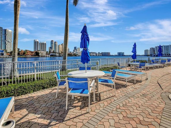 19101 NE 36th Ct 2405, Aventura FL 33180