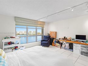 19101 NE 36th Ct 2405, Aventura FL 33180