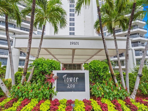 19101 NE 36th Ct 2405, Aventura FL 33180