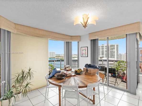 19101 NE 36th Ct 2405, Aventura FL 33180